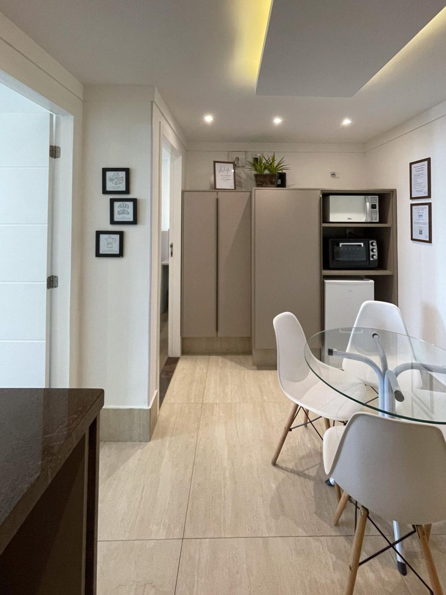 Apartamento Tres Suites, Segunda Quadra Da *